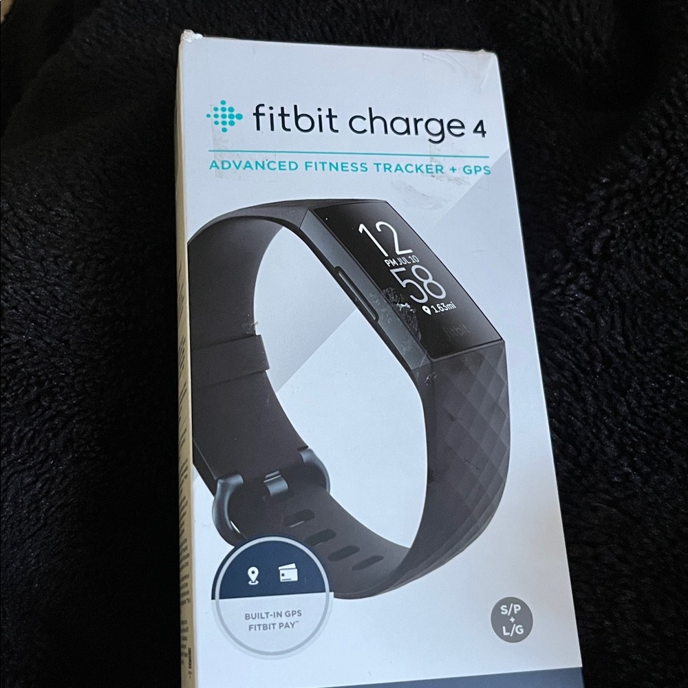 Fitbit Charge 4 Black Fitness Tracker